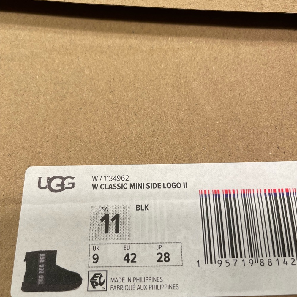 UGG CLASSIC MINI LOGO BOOT-SZ 11 - Picture 5 of 6